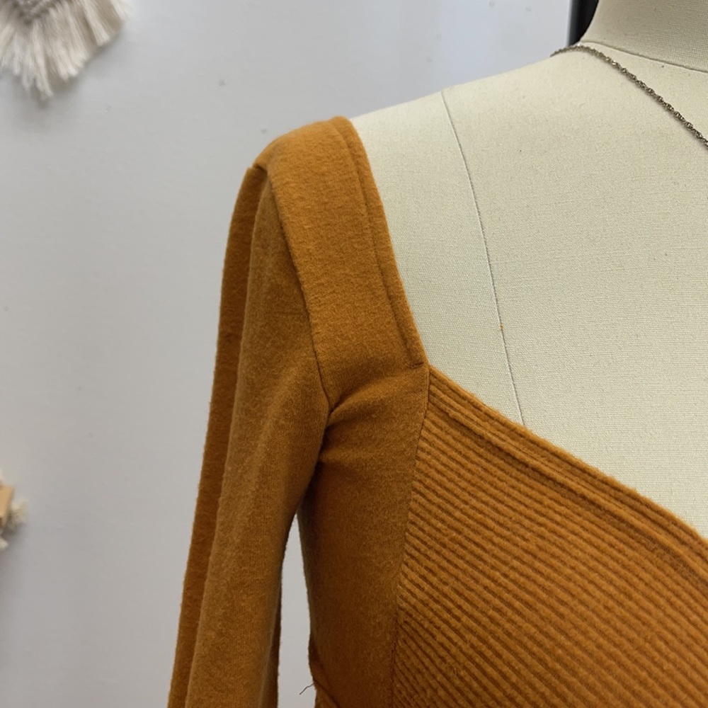Urban Outfitters Crop Top - Picture 6 of 13